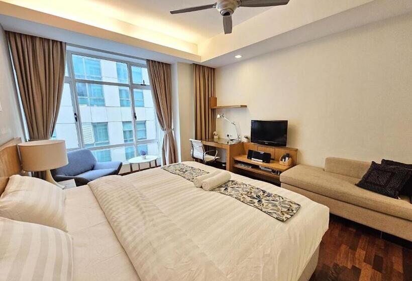带大床的标准工作室, Cormar Suites Serviced Apartment