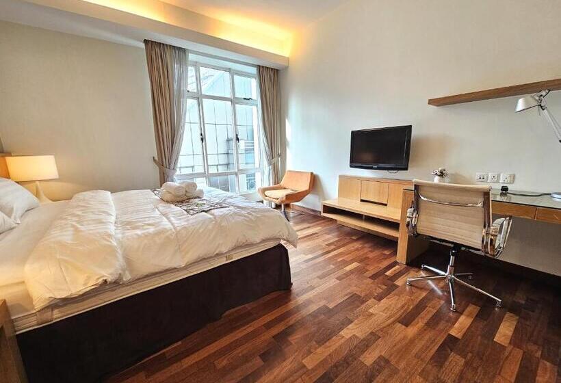 带大床的复式套间, Cormar Suites Serviced Apartment