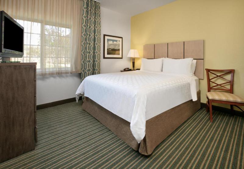 Студия Стандарт, Candlewood Suites Dallas Fort Worth South, An Ihg