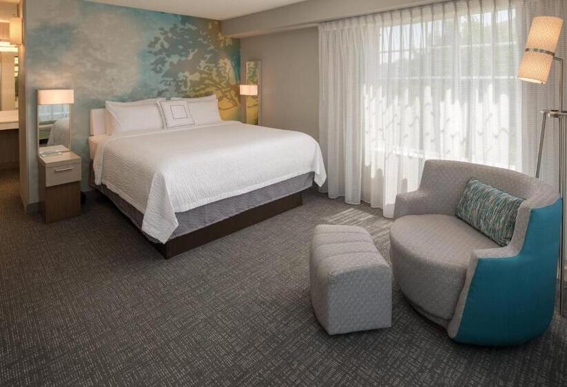 Люкс Кровать Кинг, Courtyard By Marriott Portland North