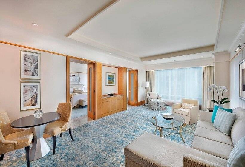 Президентский Люкс, Ritz Carlton Difc Downtown Dubai