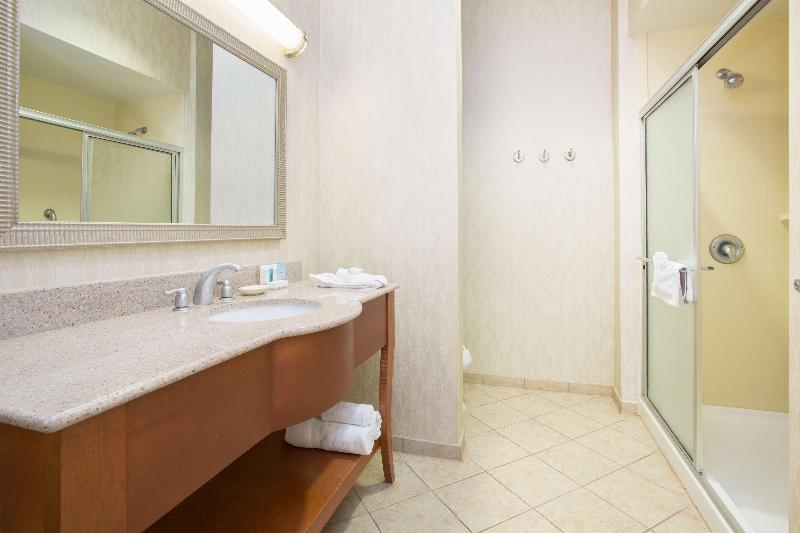 Номер Стандарт, Hampton Inn Santa Rosa