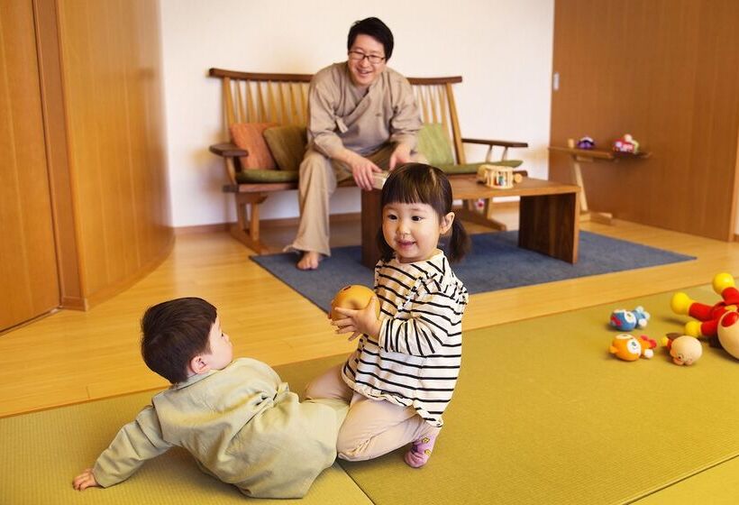 سوییت, Honjin Hiranoya Kachoan