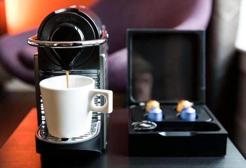 带大床的高级房间, The Manor Amsterdam