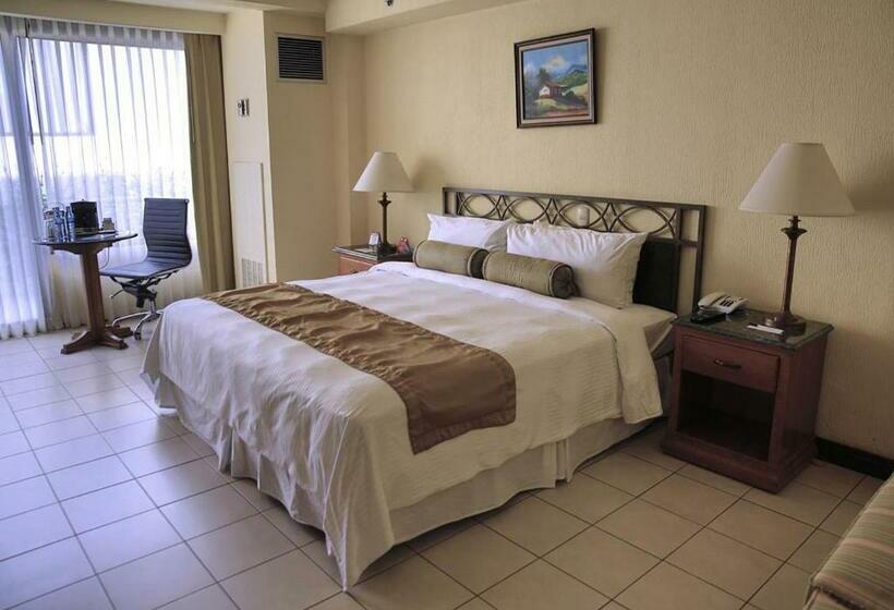 Стандартный Номер Кровать Кинг, Wyndham San Jose Herradura