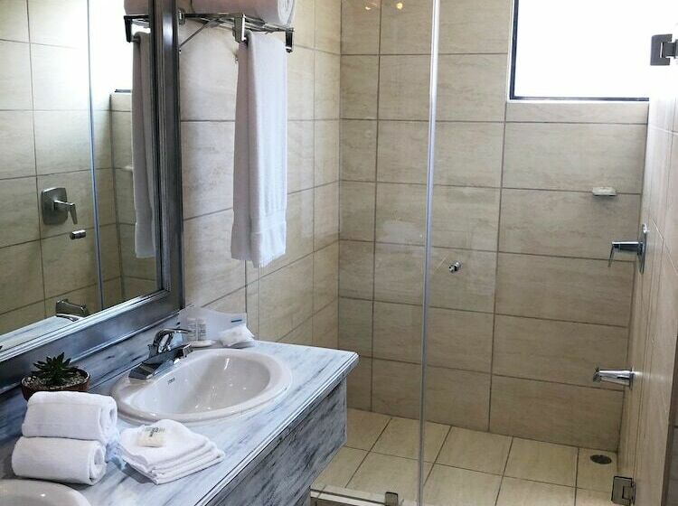 Номер Премиум, Wyndham San Jose Herradura