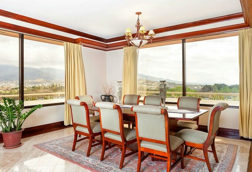 Люкс Президентский 2 Спальни, Wyndham San Jose Herradura