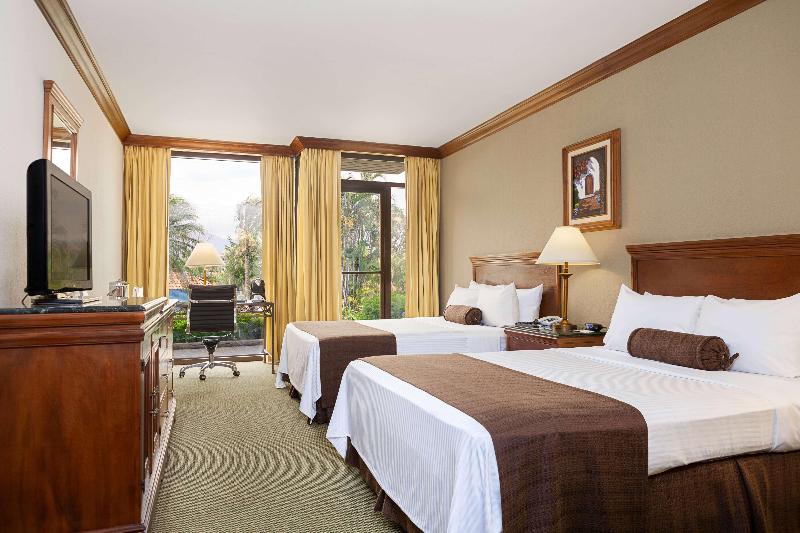 Номер Deluxe, Wyndham San Jose Herradura