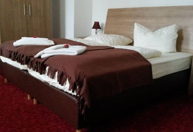 スタンダードルーム, Boutiquehotel Goldene Rose   Self Check In