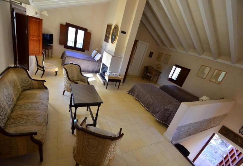 Семейный Номер, Casa Rural El Vihuelo