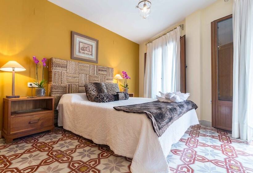 Habitación Triple Estándar, Residencial Terra De Mar Calpe, Grupo Terra De Mar, Alojamientos Con Encanto