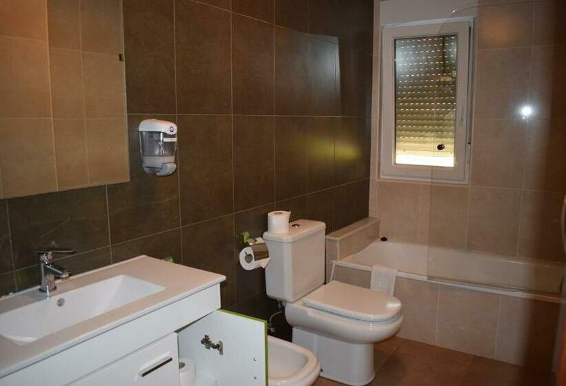 발코니가 있는 2 베드룸 아파트, Apartamentos Vida Finisterre