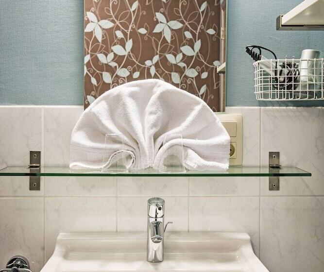 Номер Стандарт, Parkhotel Gent Centrum