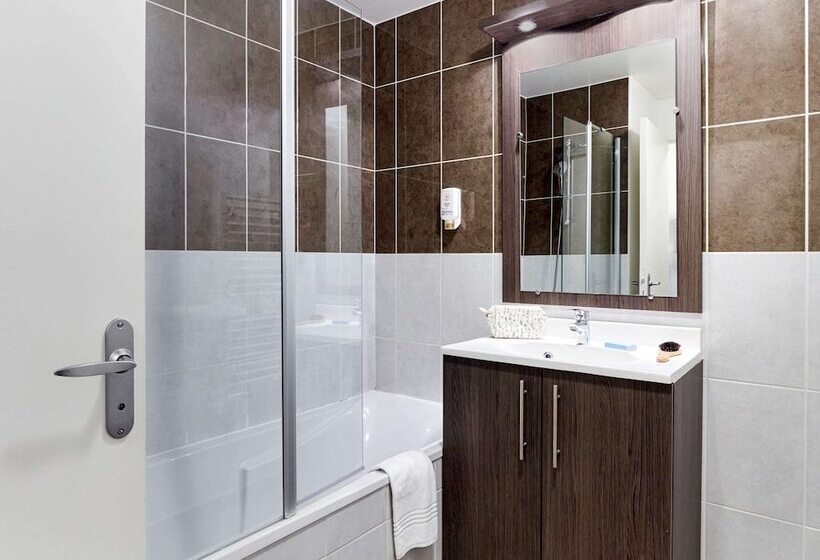 Студия Стандарт, Aparthotel Adagio Access Poitiers