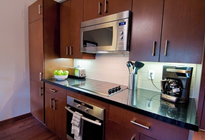 Apartamento 1 Dormitório, Evolution Whistler