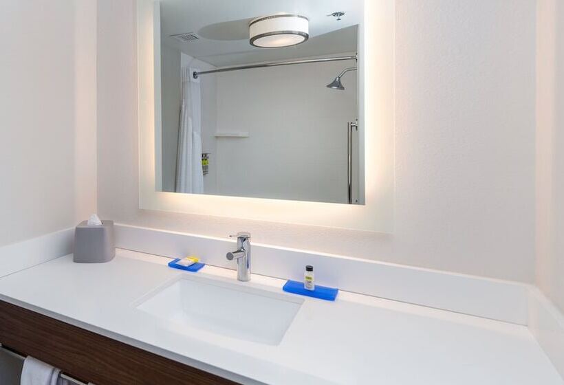 스탠다드 룸, Holiday Inn Express & Suites Dinuba West, An Ihg