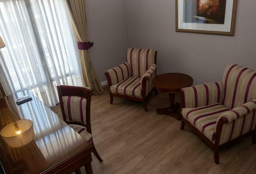 سوییت, Intersur Recoleta