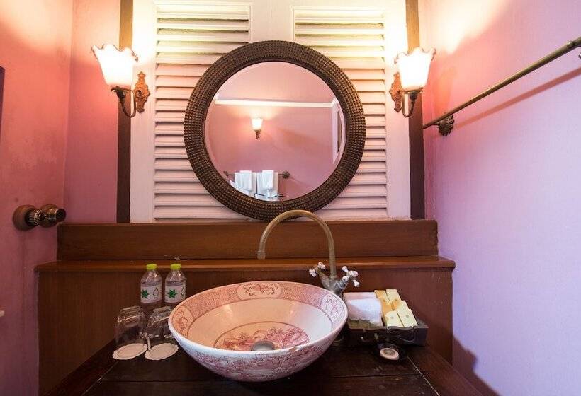 Quarto Deluxe, Praya Palazzo