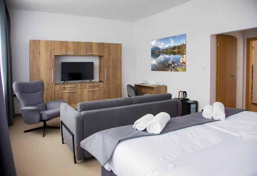 Семейный Номер, Family Resort Lučivná