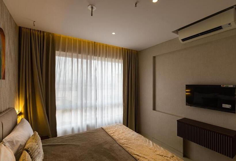 آپارتمان 1 خوابه, Ar Suites Jewels Royale   Koregaon Park Nx