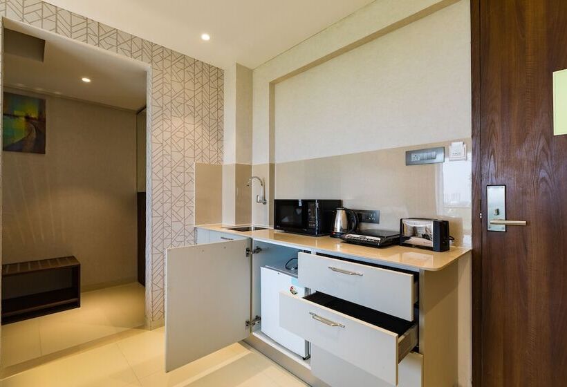استودیوی استاندارد, Ar Suites Jewels Royale   Koregaon Park Nx