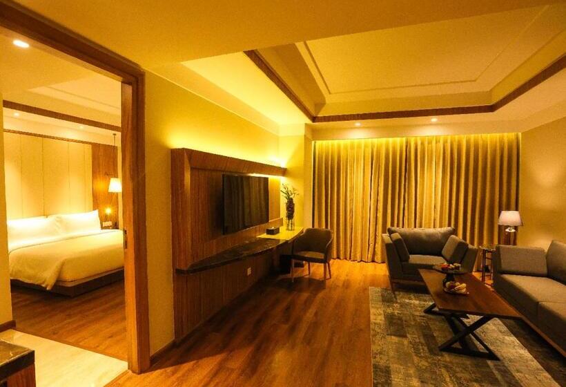سوییت, Radisson Bhopal