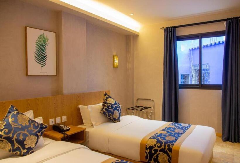 Quarto Deluxe, Vancii