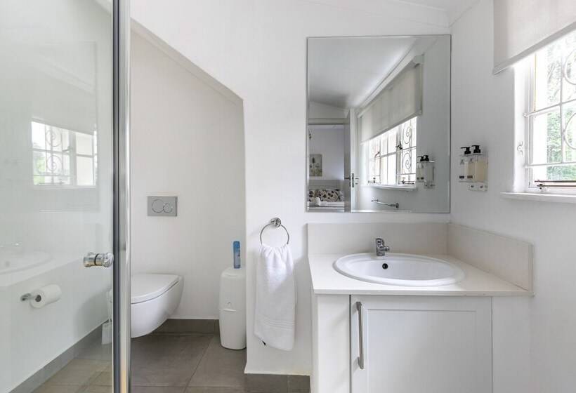 غرفة قياسية, Emmarentia Guest House