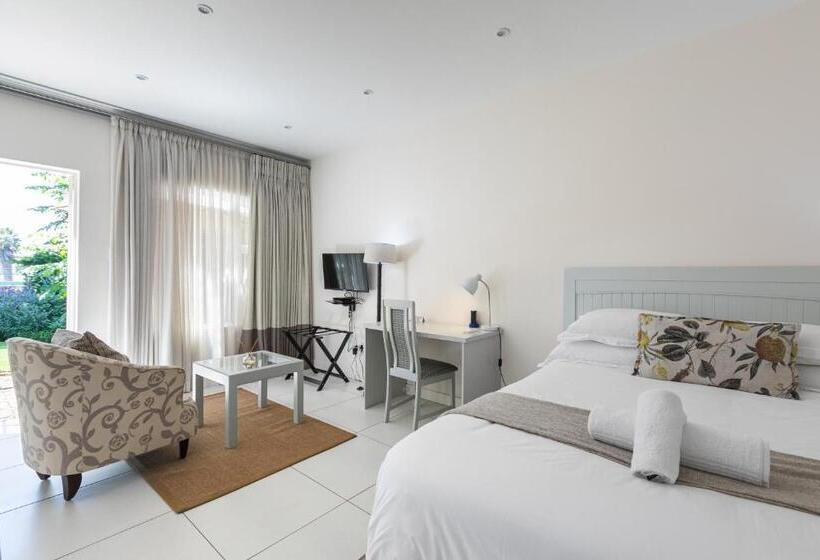 إستوديو ديلوكس, Emmarentia Guest House