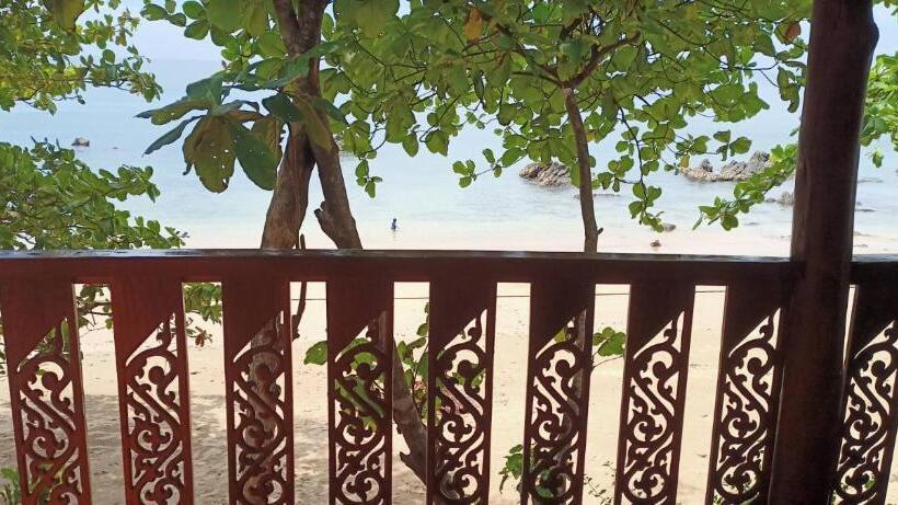 Номер Deluxe Вид на Море, Kohjum Seafront Resort