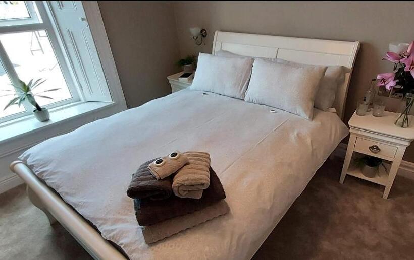 Номер Deluxe, The Canalside B&b At The Auld Shebeen Bar