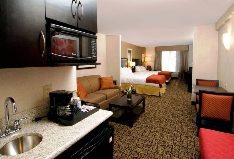 스위트, Holiday Inn Express & Suites Alexandria   Fort Belvoir, An Ihg