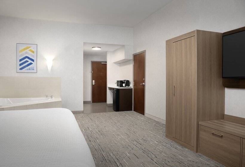 장애인을 위한 스위트, Holiday Inn Express & Suites Alexandria   Fort Belvoir, An Ihg