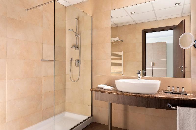 Номер Deluxe, Sheraton Milan Malpensa Airport Hotel & Conference Centre
