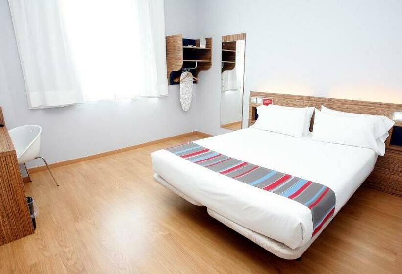 Habitación Estándar Adaptada para Discapacitados, Travelodge Valencia Aeropuerto