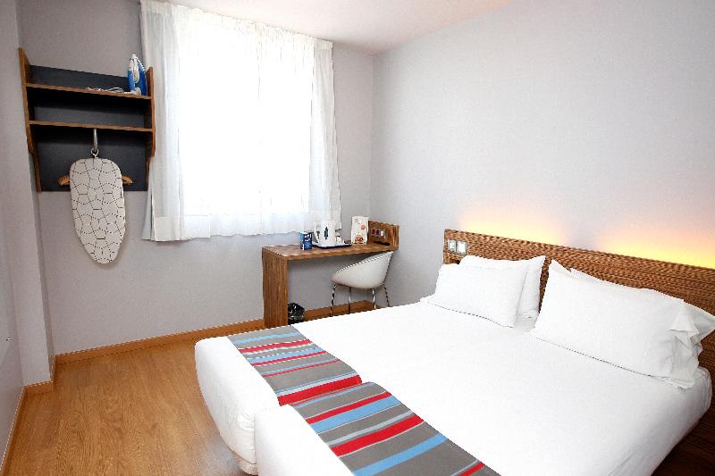 Habitación Estándar, Travelodge Valencia Aeropuerto
