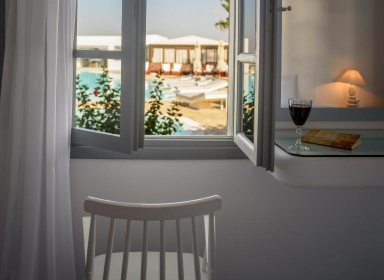 Полулюкс, Maison Des Lys  Luxury Suites
