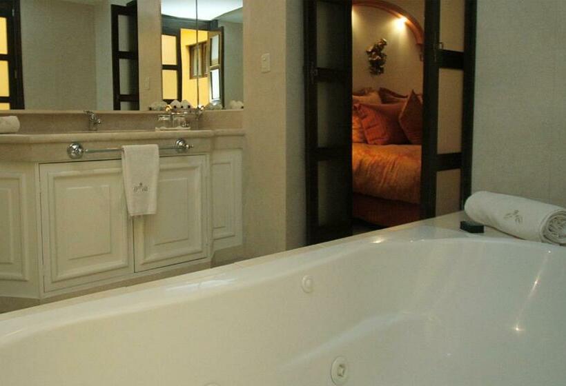 Номер Deluxe Кровать Кинг, Palacio Borghese Hotel Boutique   Adults Only