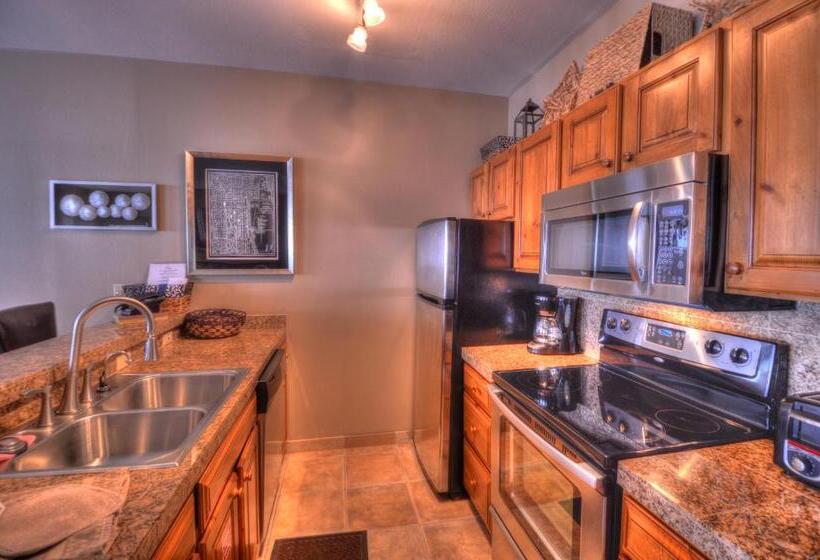 Вилла Premium 3 Спальни, Villas At Snowmass Club