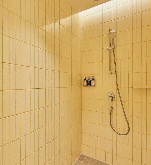 스탠다드 룸 킹사이즈 침대, The Standard Hua Hin