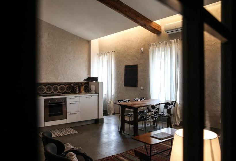 带2个卧室的公寓, Corte Reginella