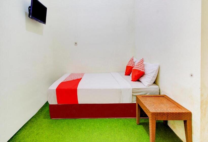 Номер Deluxe, Oyo 90725 Zeevanna Guest House Syariah