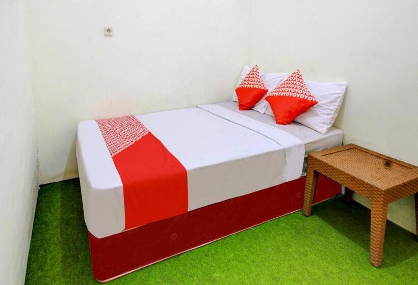 Номер Deluxe, Oyo 90725 Zeevanna Guest House Syariah