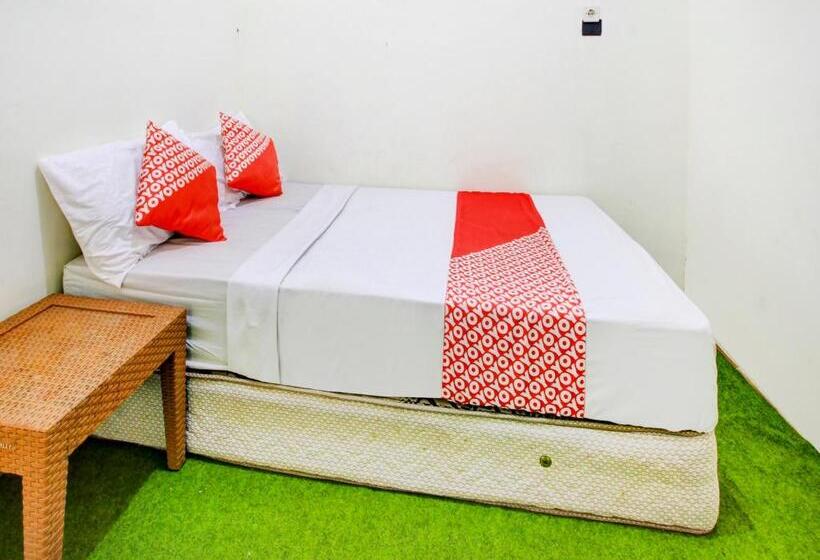 Номер Economy, Oyo 90725 Zeevanna Guest House Syariah