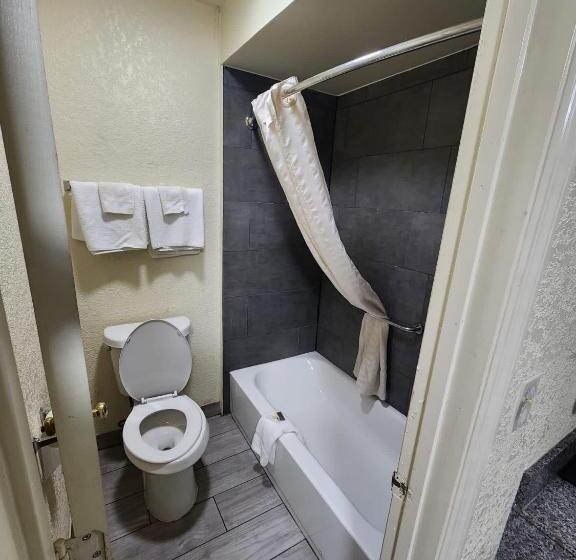 Стандартный Номер Кровать Кинг, Green Garden Inn