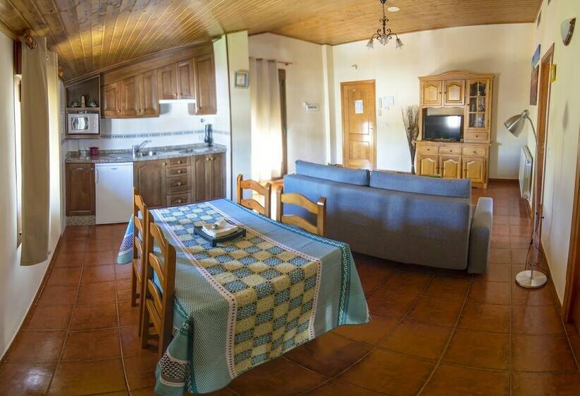 Люкс Deluxe Вид на Горы, Apartamentos Rurales El Prado