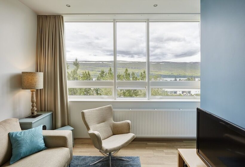 سوییت جونیور, Akureyri   Berjaya Iceland Hotels