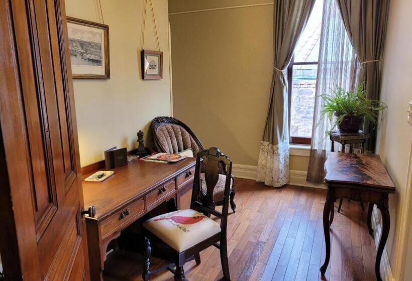 Номер Стандарт, Buffalo Harmony House