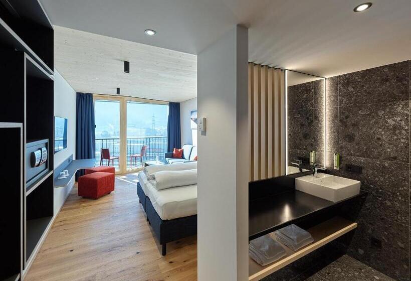 带阳台精选间, Alpstadt Lifestyle