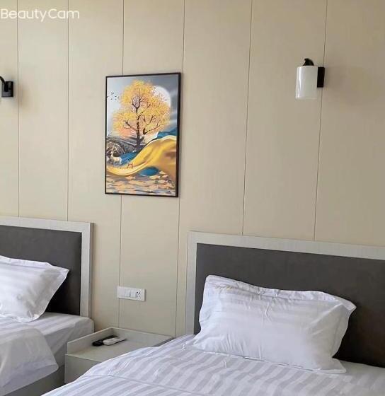 Номер Стандарт, Longhushan Hanxiangju Homestay